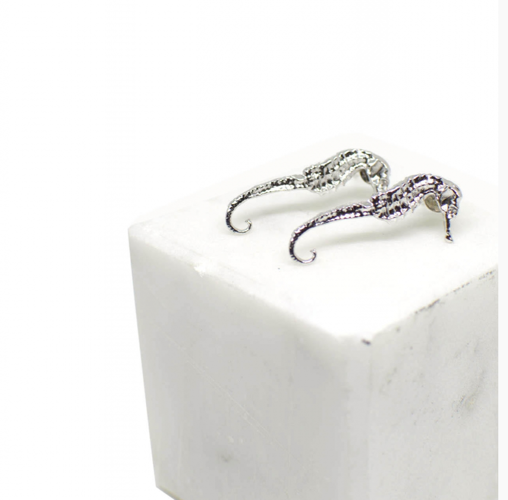 Sea horse earings Sea horse earings